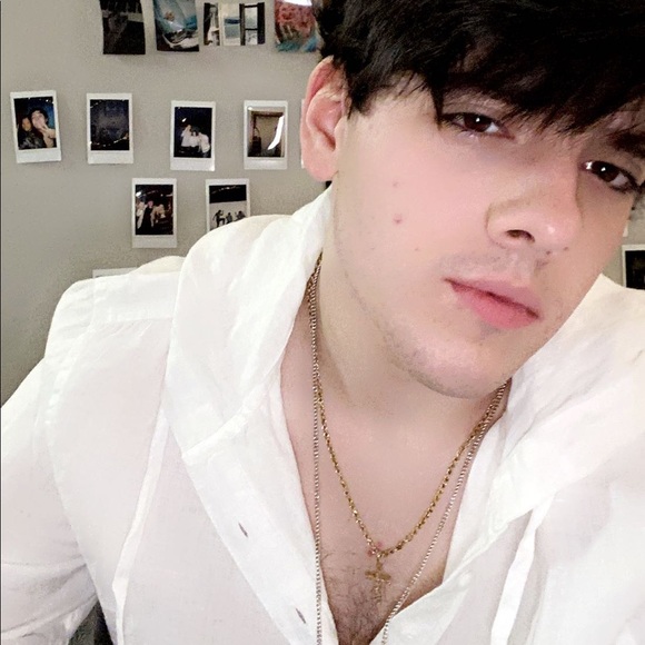 Meet your Posher, Josh - Picture 1 of 1